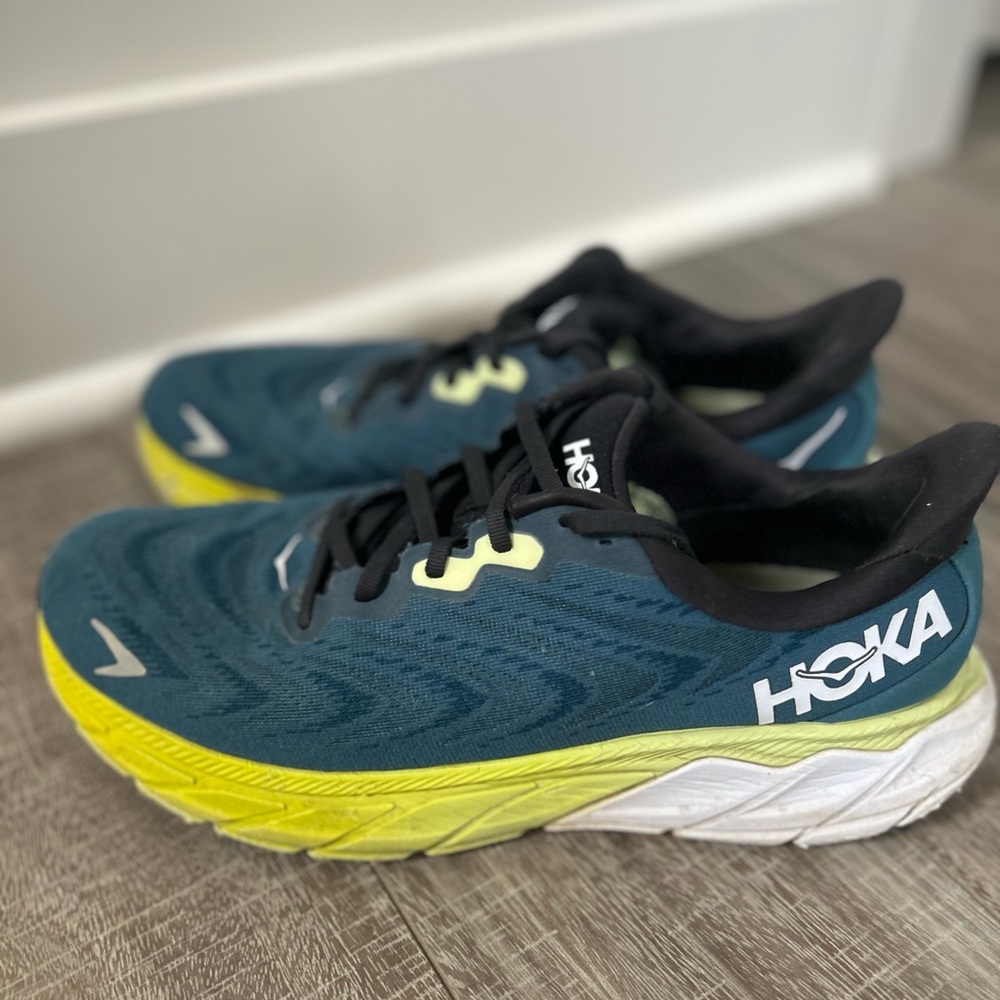 Mens Hoka running shoes